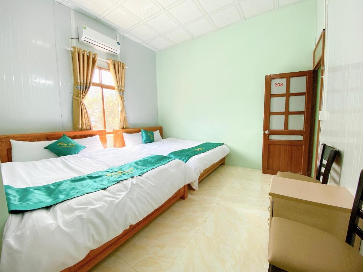 Homestay Hong Anh Донг Ван Екстериор снимка