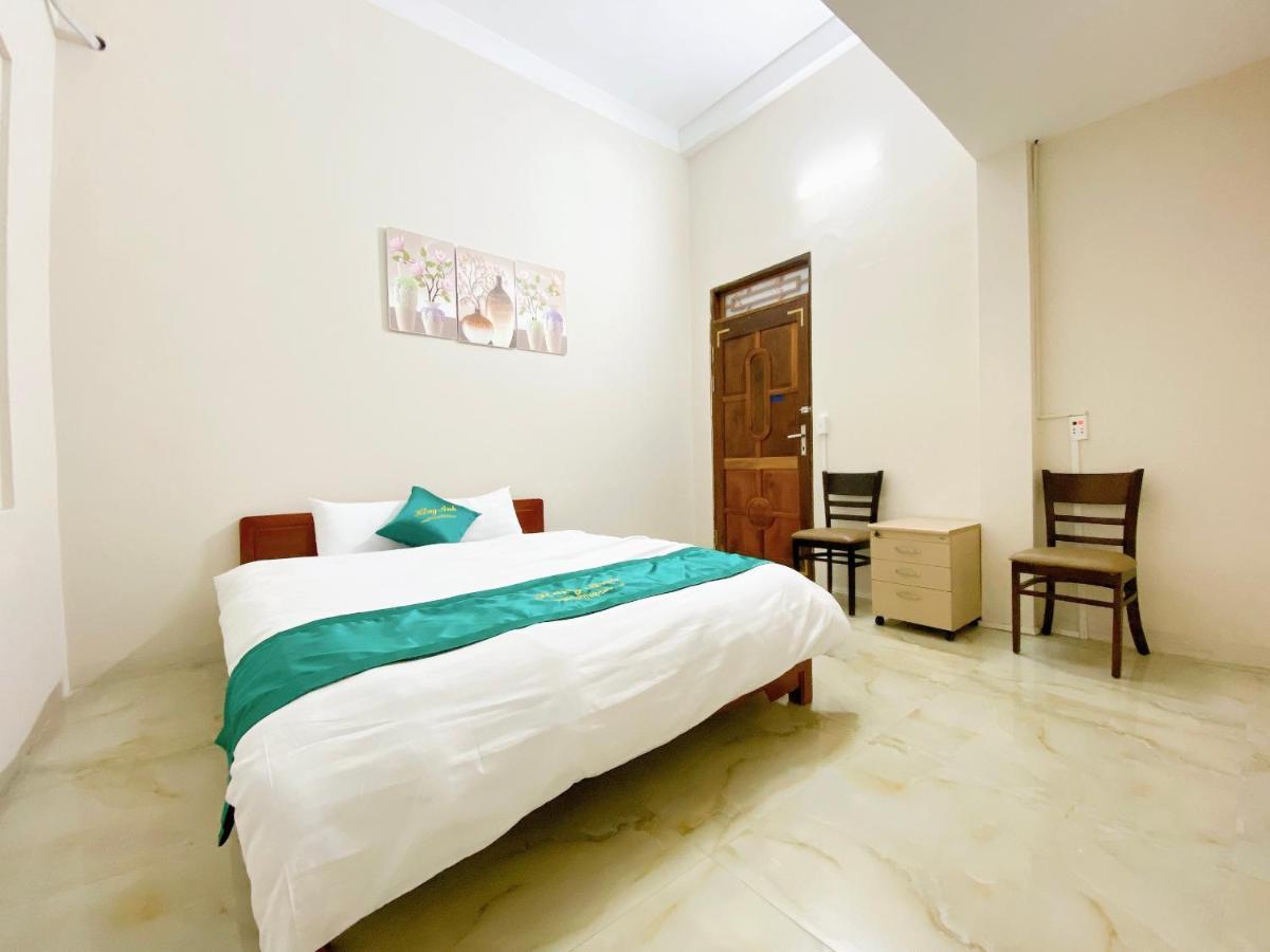 Homestay Hong Anh Донг Ван Екстериор снимка